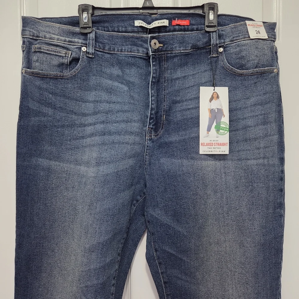 Celebrity Pink Hi-Rise Relaxed Straight The Retro Plus Size Denim Jeans Size 24 - Picture 2 of 11